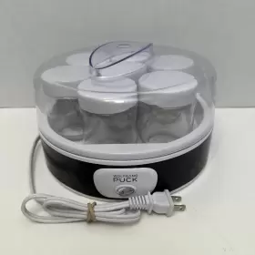 Wolfgang Puck 742-151 Automatic Yogurt Maker With 7 Glass Jars Preowned
